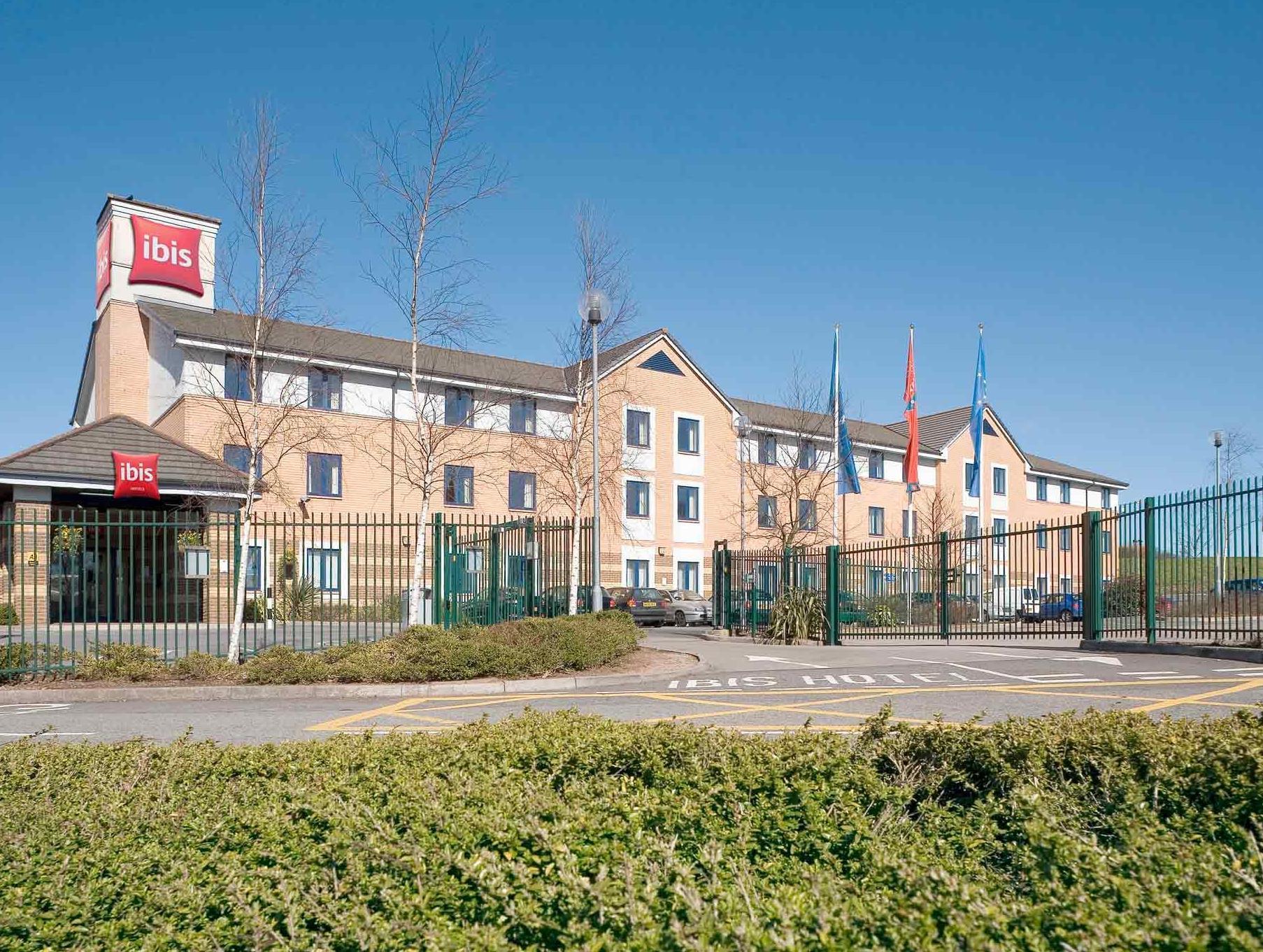 מלון Ibis Cardiff Gate - International Business Park מראה חיצוני תמונה