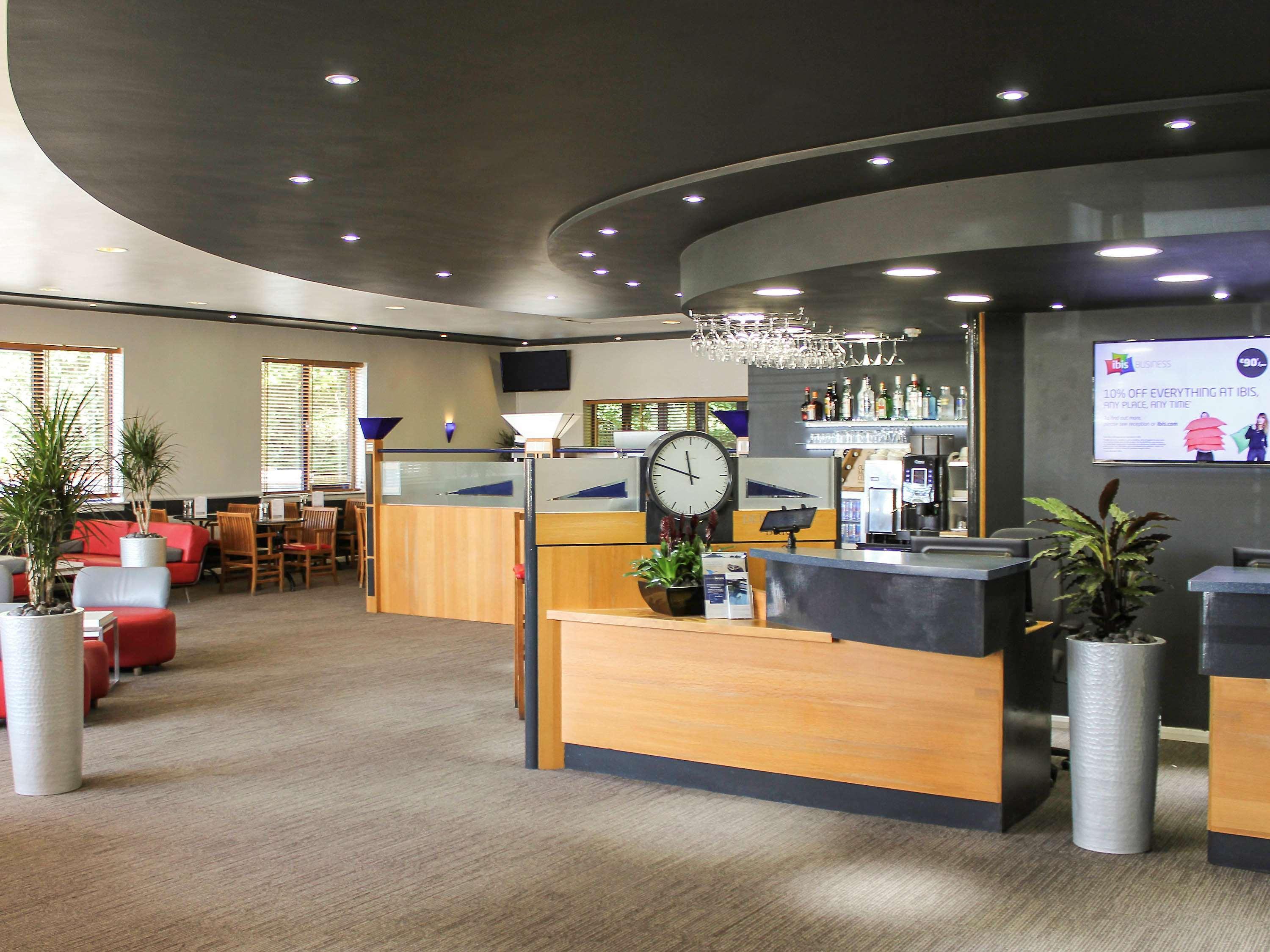 מלון Ibis Cardiff Gate - International Business Park מראה חיצוני תמונה